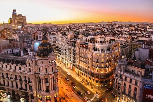 Découvrir Madrid : Itinéraire et bons plans pour un voyage mémorable